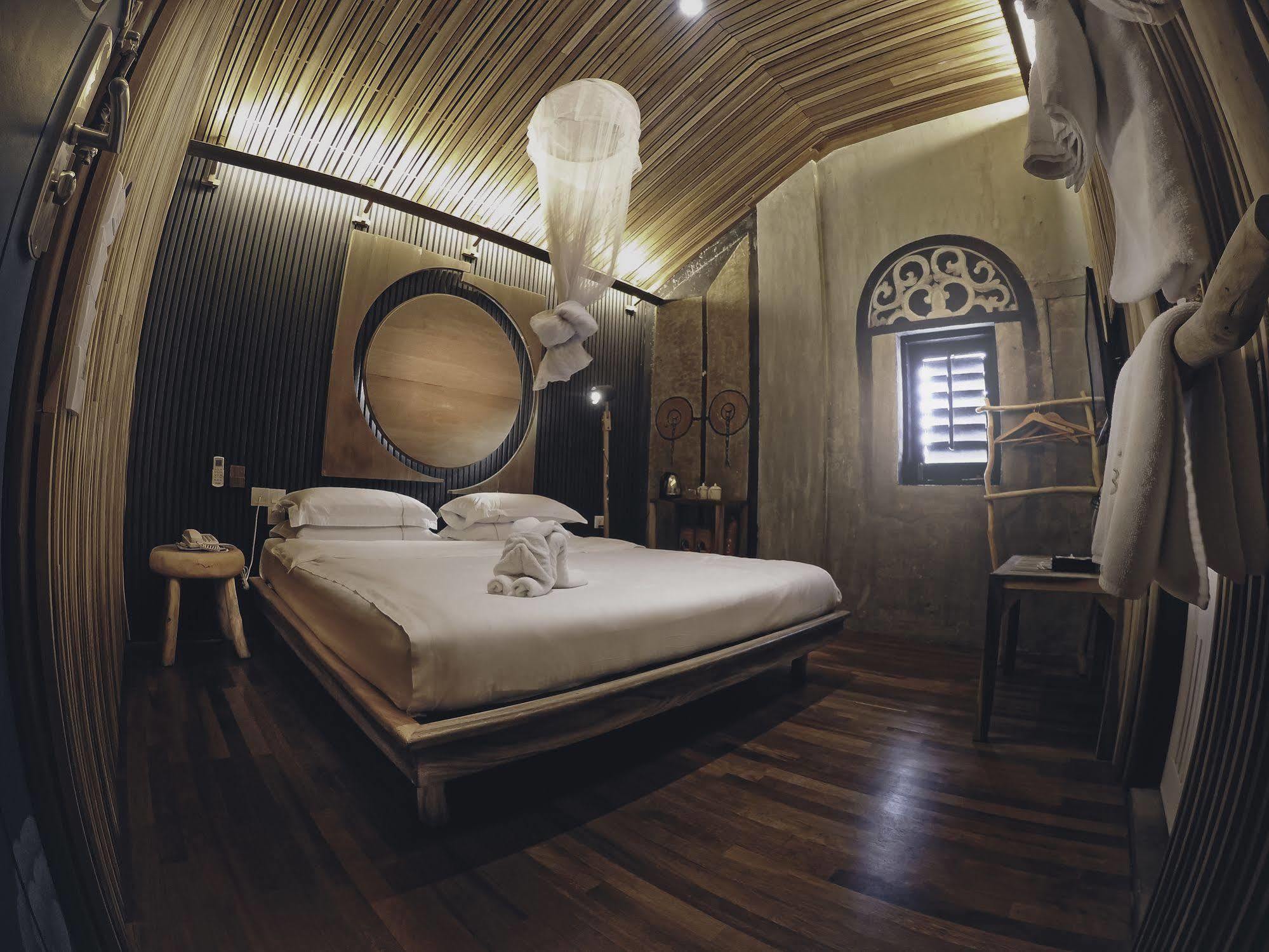 เดอะ แฮปปี้ 8 รีทรีตท์ แอท โอลด์ ทาวน์ Hotel อิโปห์ ภายนอก รูปภาพ